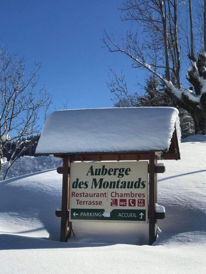 Auberge Des Montauds - Hotel & Restaurant Villard-de-Lans Exteriör bild