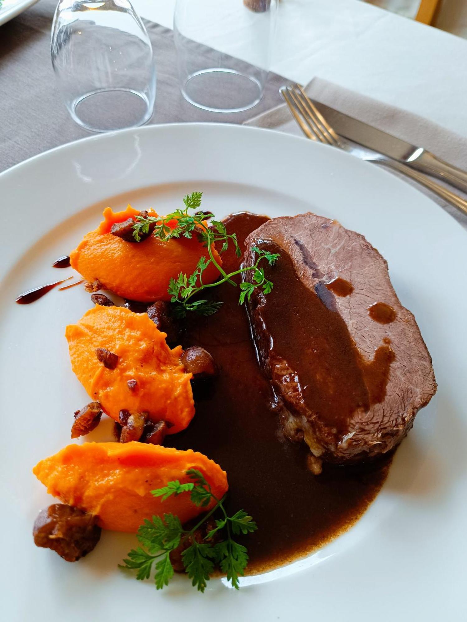 Auberge Des Montauds - Hotel & Restaurant Villard-de-Lans Exteriör bild