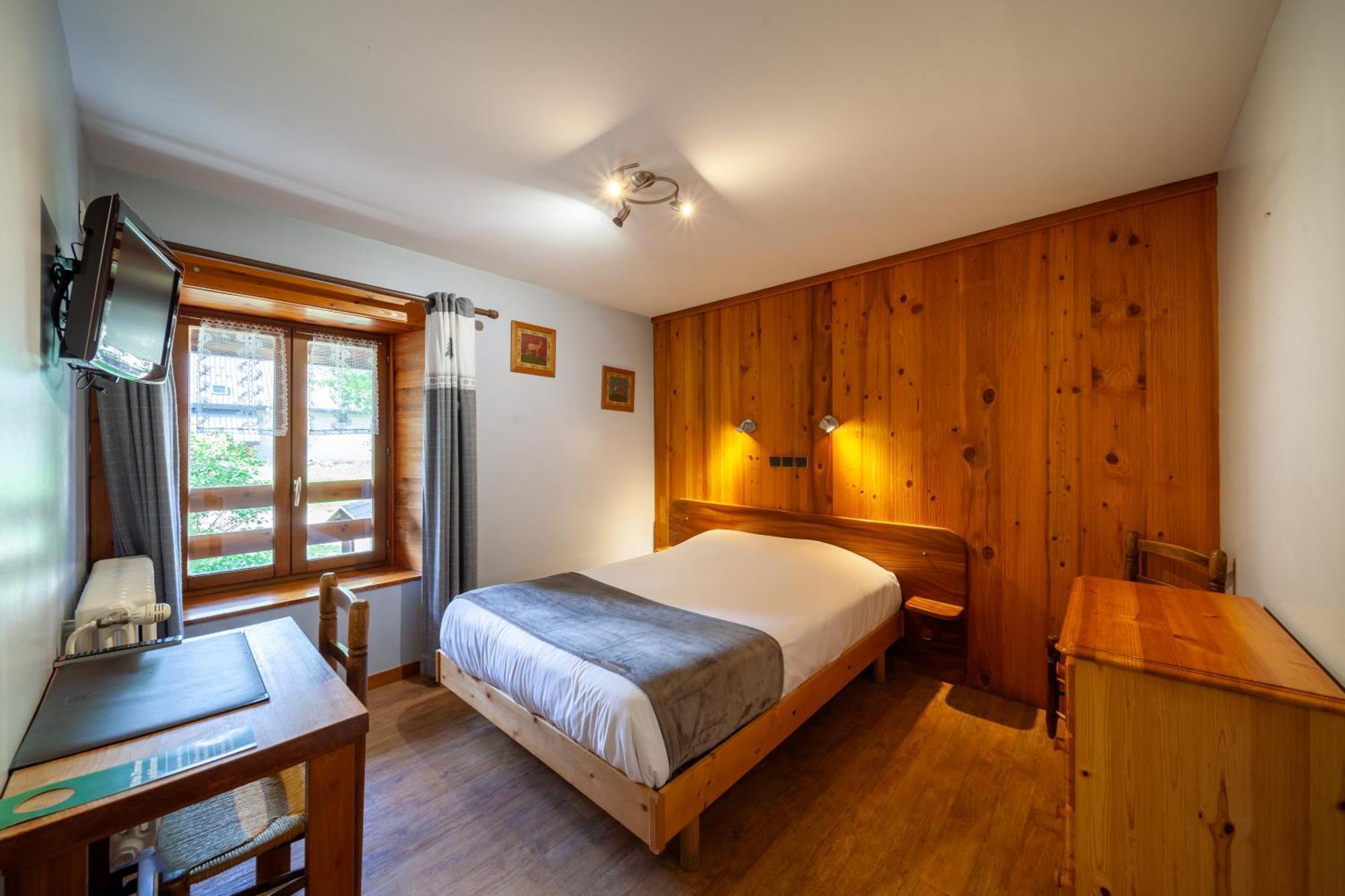 Auberge Des Montauds - Hotel & Restaurant Villard-de-Lans Rum bild